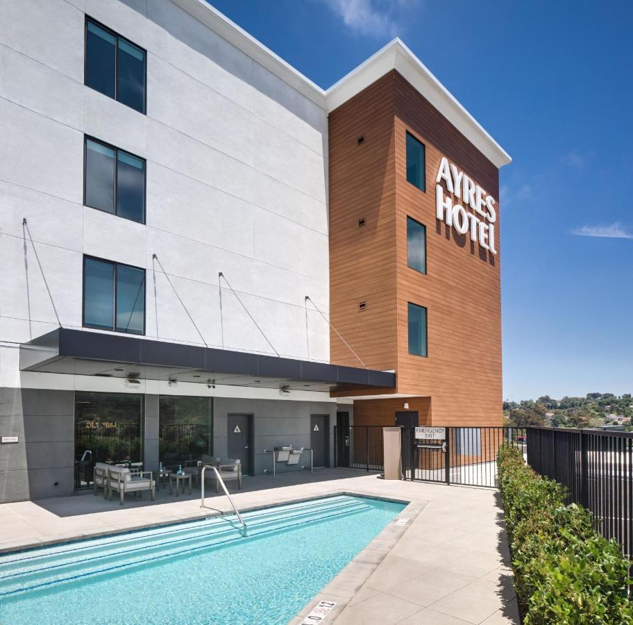 Ayres Hotel Vista Carlsbad Exterior photo