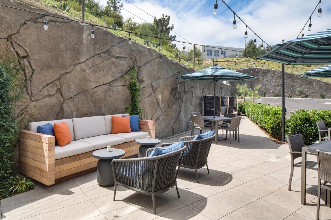 Ayres Hotel Vista Carlsbad Exterior photo